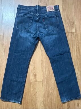 Levi's 559  Blue Jeans Relaxed Straight Denim Zipper Fly Men's 33x30